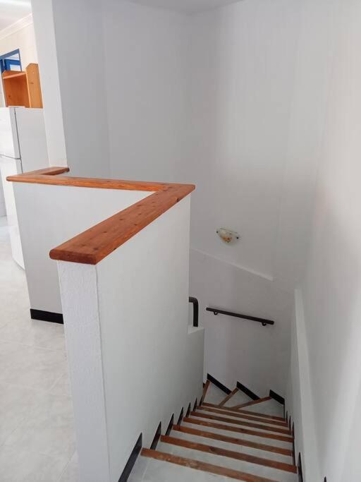 Apartamento En Los Nietos Con Piscina Comunitaria. Exterior photo